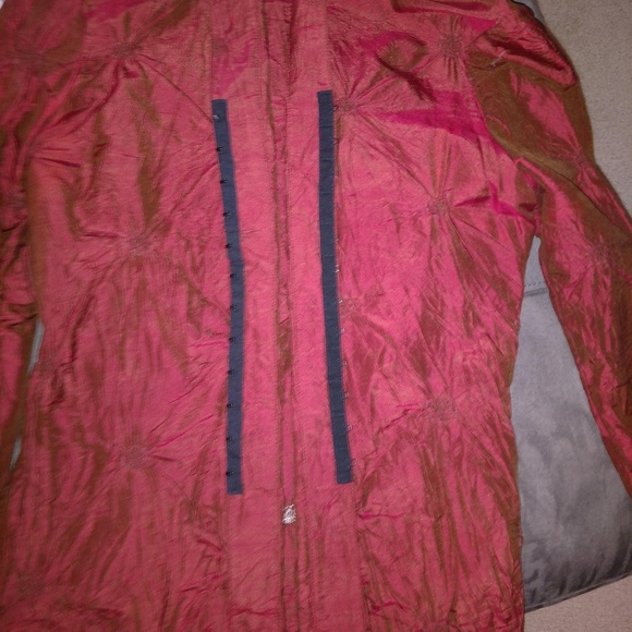 Beautiful rust colored silk blouse - Picture 6 of 7